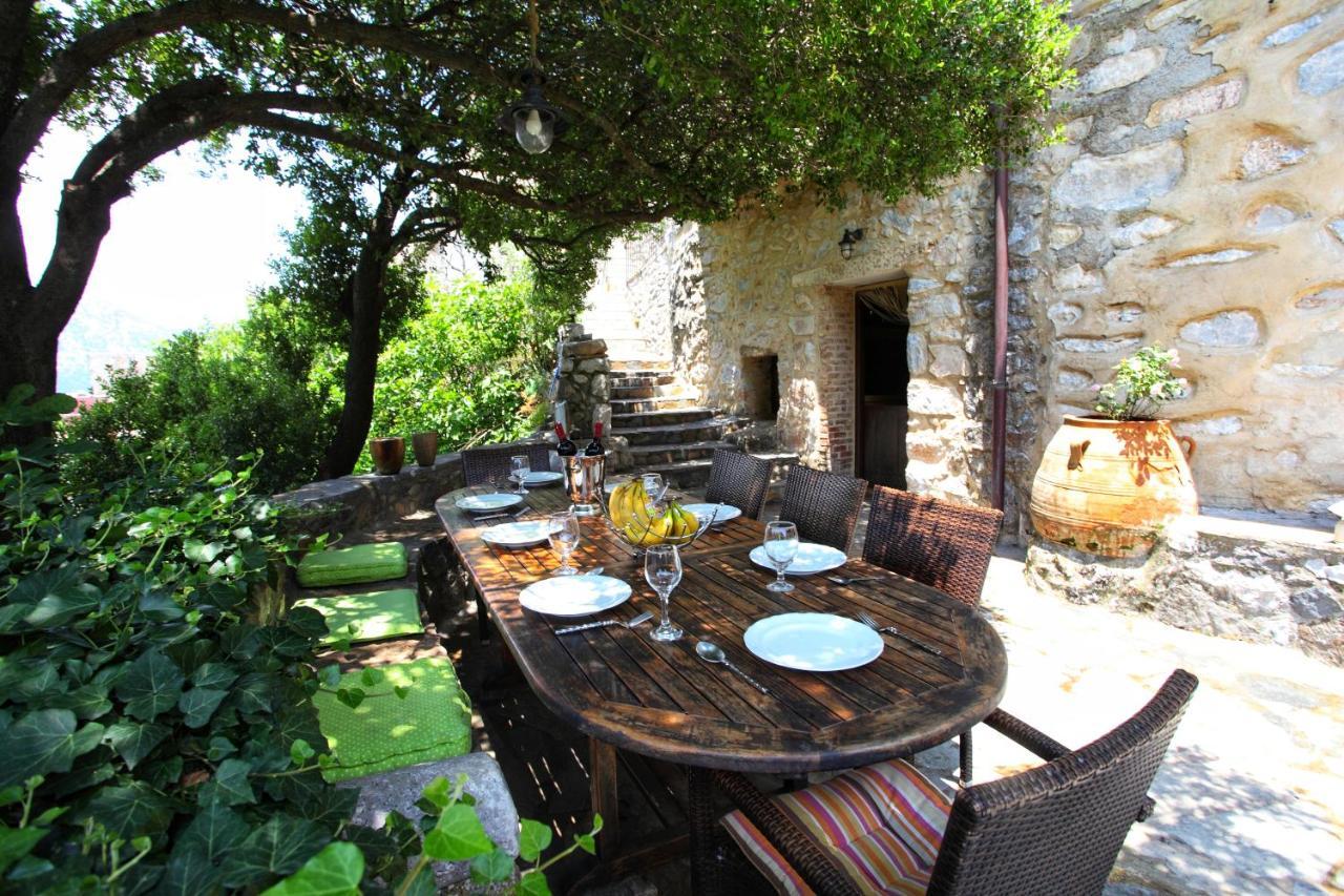 Traditional Villa Askyfou Karés エクステリア 写真
