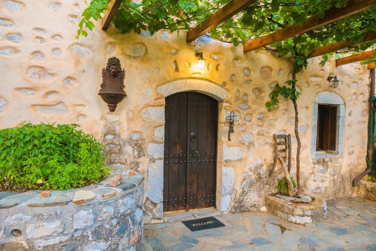 Traditional Villa Askyfou Karés エクステリア 写真