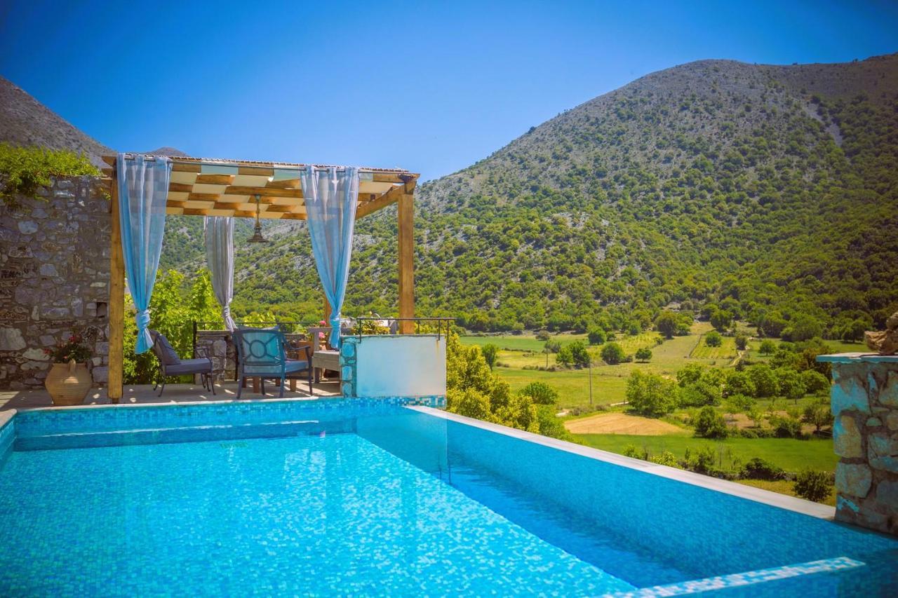 Traditional Villa Askyfou Karés エクステリア 写真