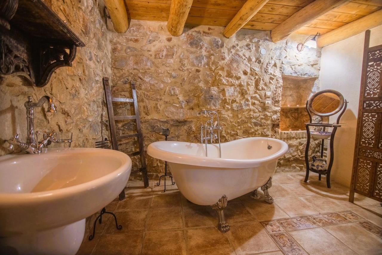Traditional Villa Askyfou Karés エクステリア 写真